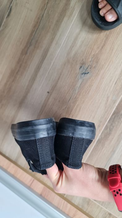 Buty do szkoły - czarne trampki r. 38