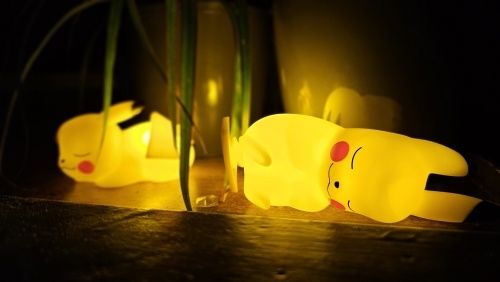 LAMPKA Nocn LED Pokemon Pikachu