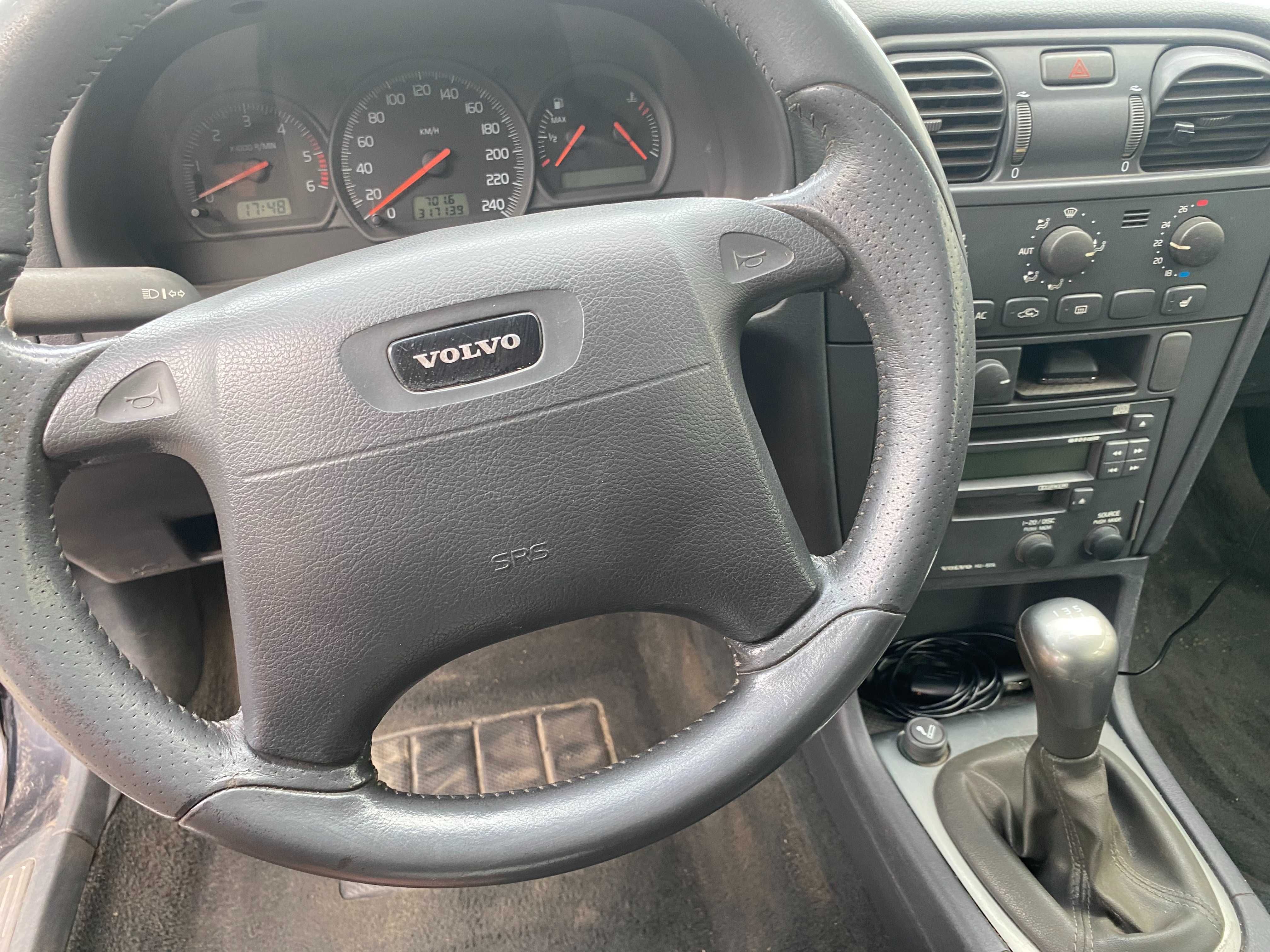 Sprzedam Volvo V40  1,9D 115 KM