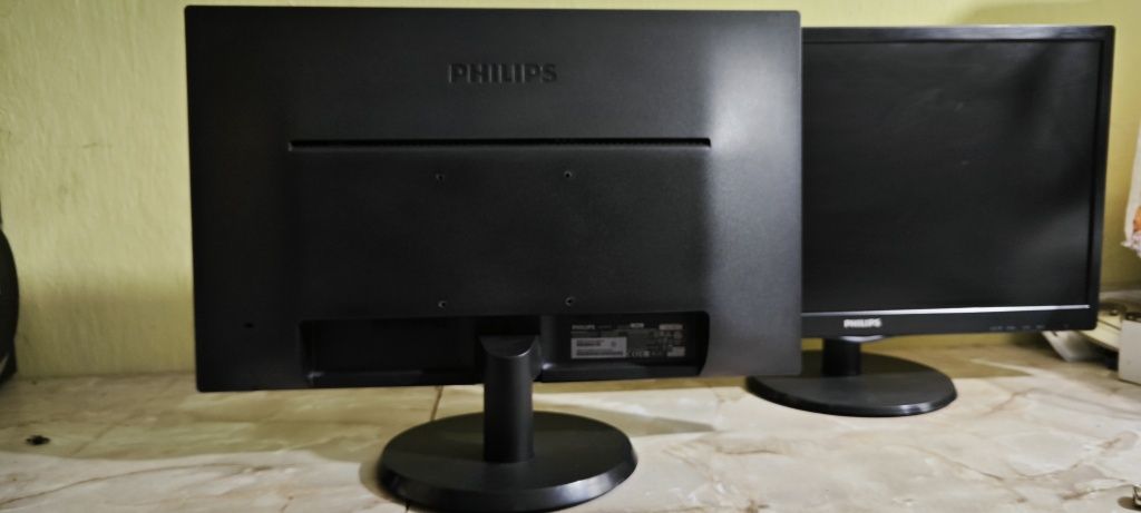 Monitory Philips 22 cale 2szt