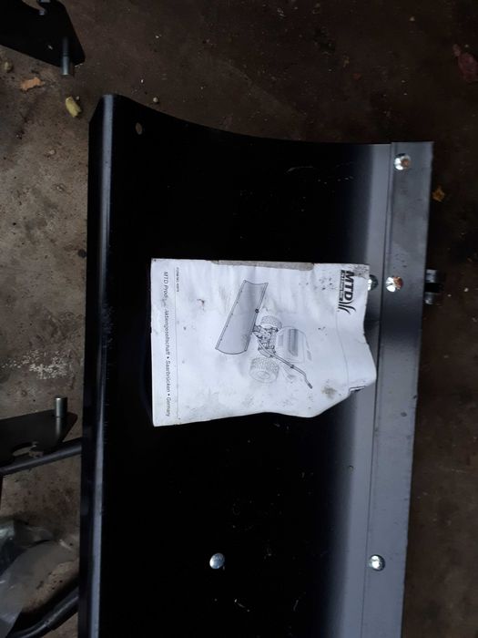 Spych pług oryg. do odśnieżania śniegu- traktorek MTD