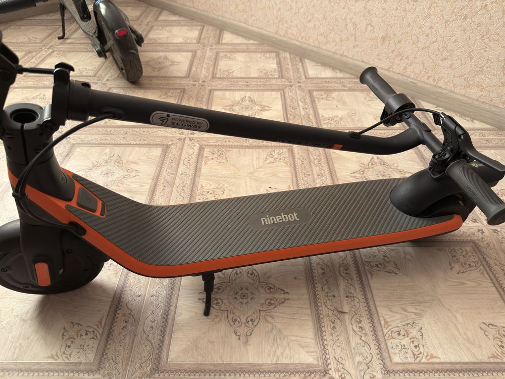 Електросамокат Ninebot C2 (Orange)