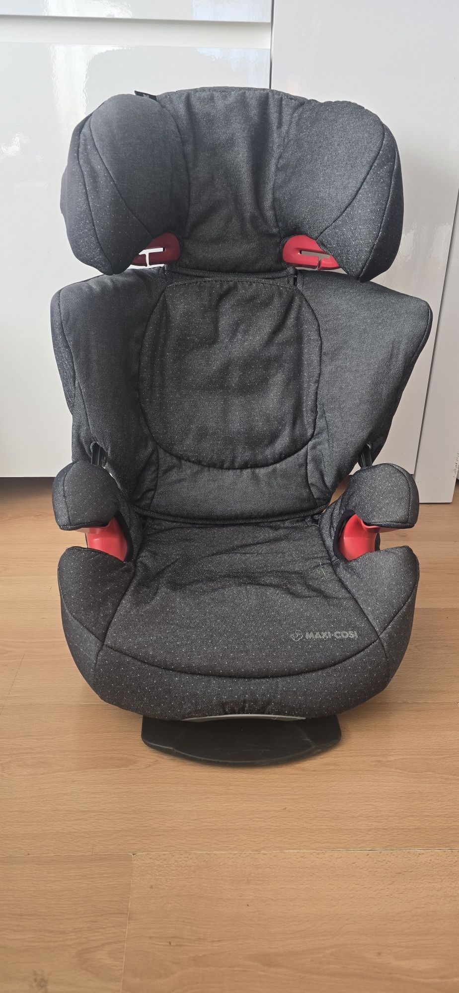 Fotelik Maxi Cosi