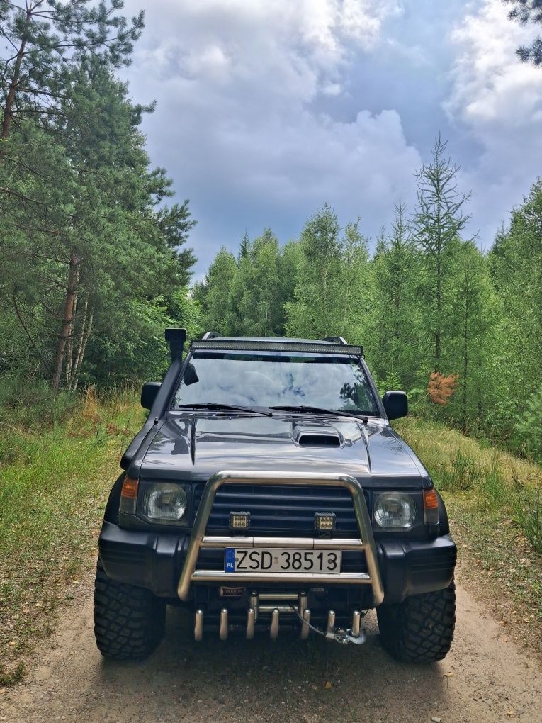 Mitsubishi Pajero 2 2.8td 3d Super Select off road terenówka