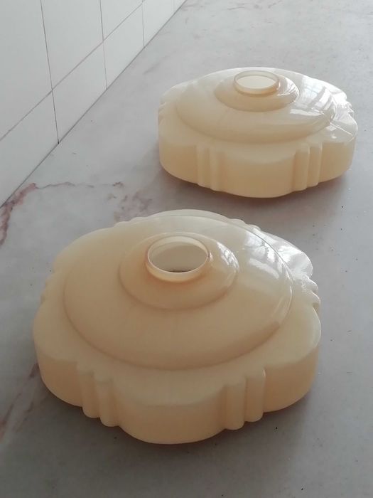 Plafonniers Vintage, em Vidro Opalino