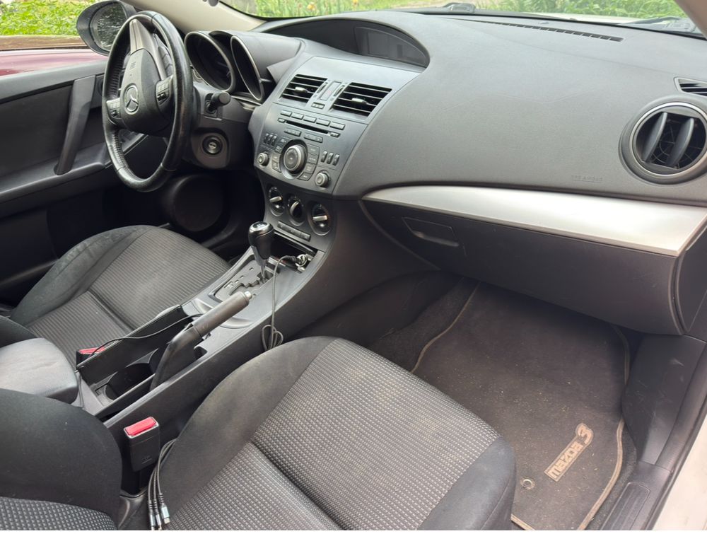 Продам власне авто Mazda3, 2012 рік, 2 л, автомат
