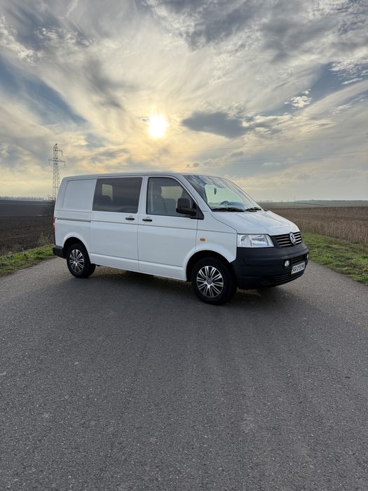Авто Volkswagen Transporter T5 8+1 1.9 TDI бус пасс