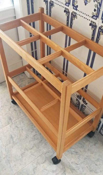 Mesa de apoio (madeira)