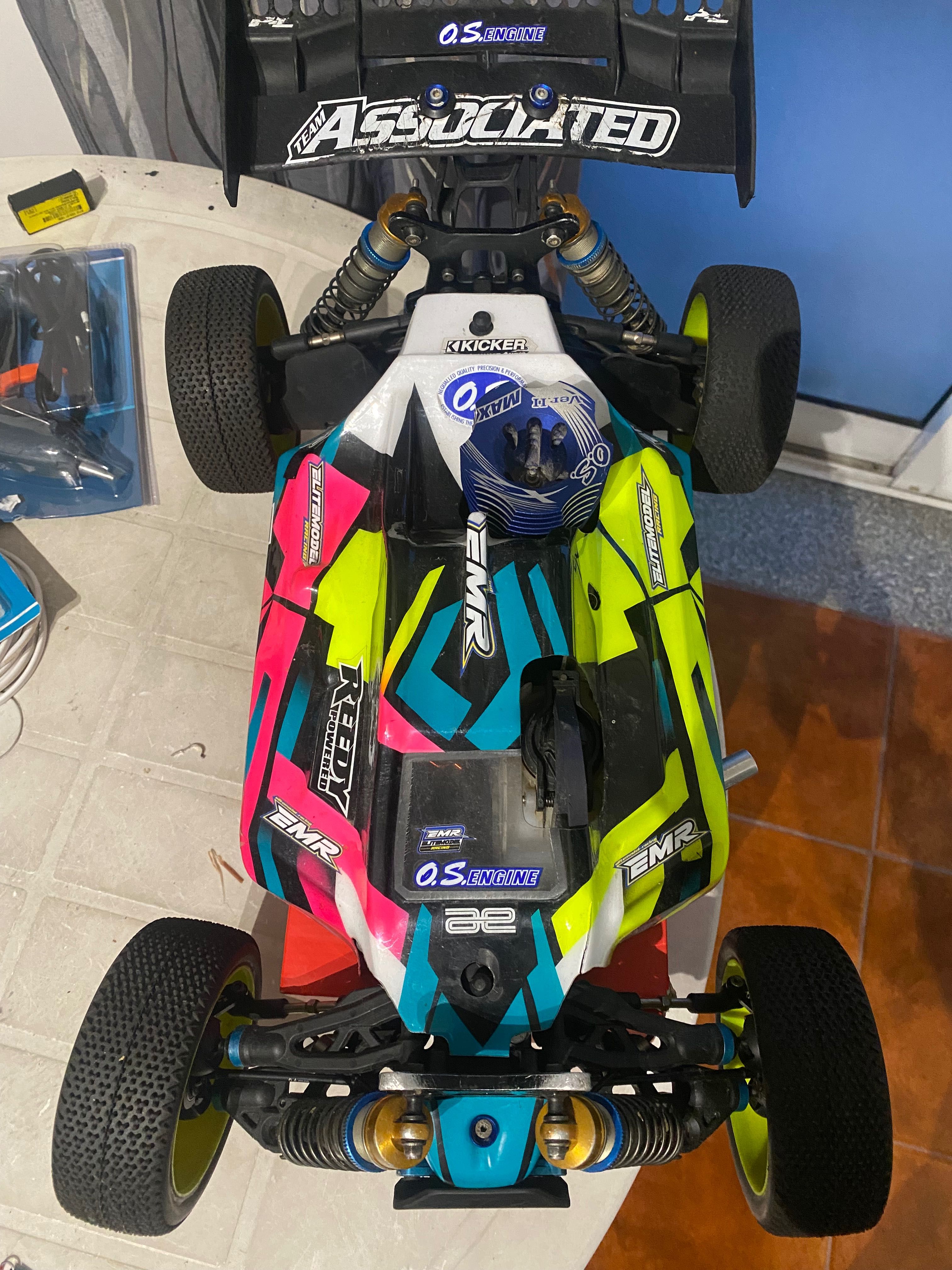 Team associated rc8b3.1