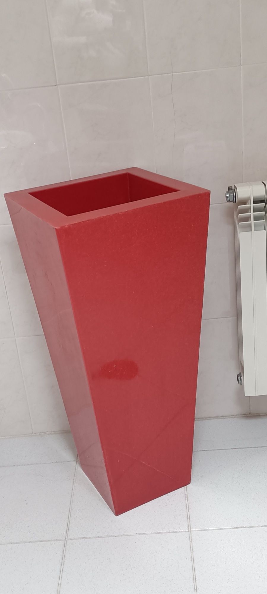 Vaso/floreira alto plástico