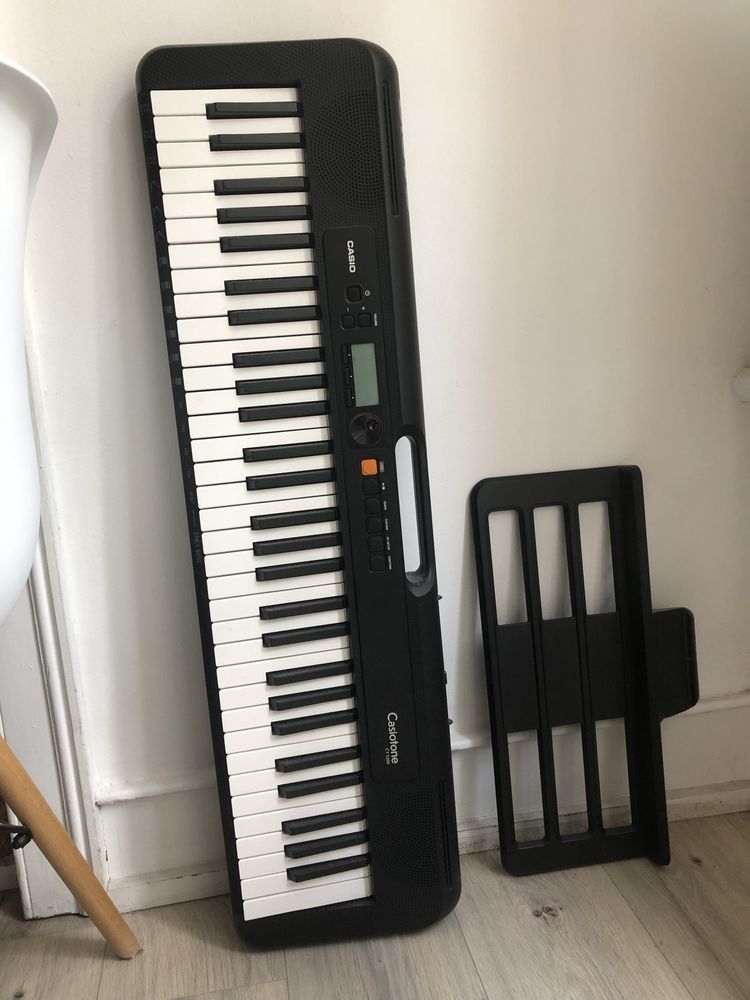 Piano Casiotone CT-S200