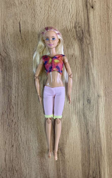 Одежда и аксессуары для кукол Barbie Барби