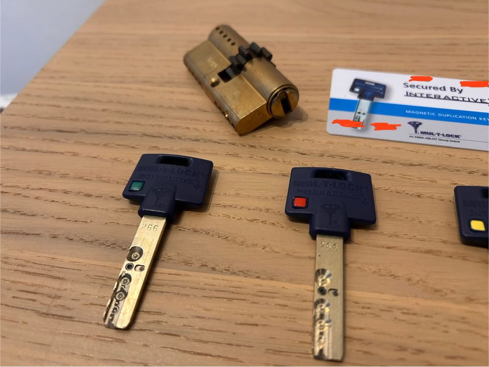 Fechadura MUL-T-LOCK