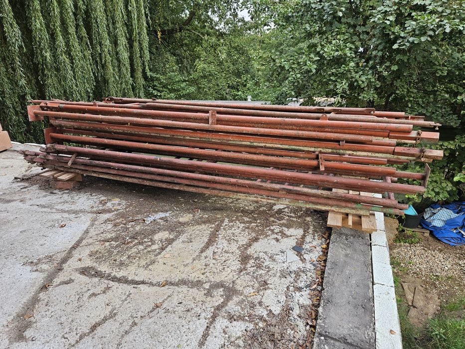 Rusztowanie elewacyjne rurowe / tanio