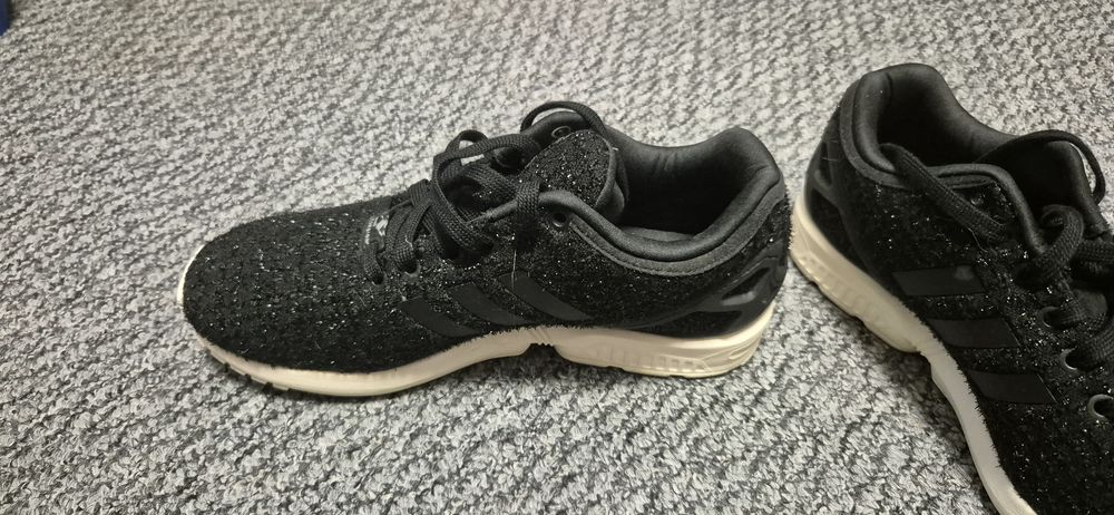Adidas torsion кросівки