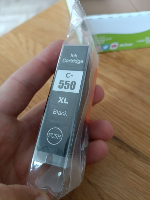 Czarny tusz C 550 XL