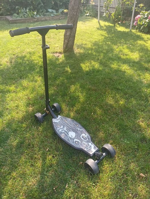 Hulajnoga 4 kołowa oxelo