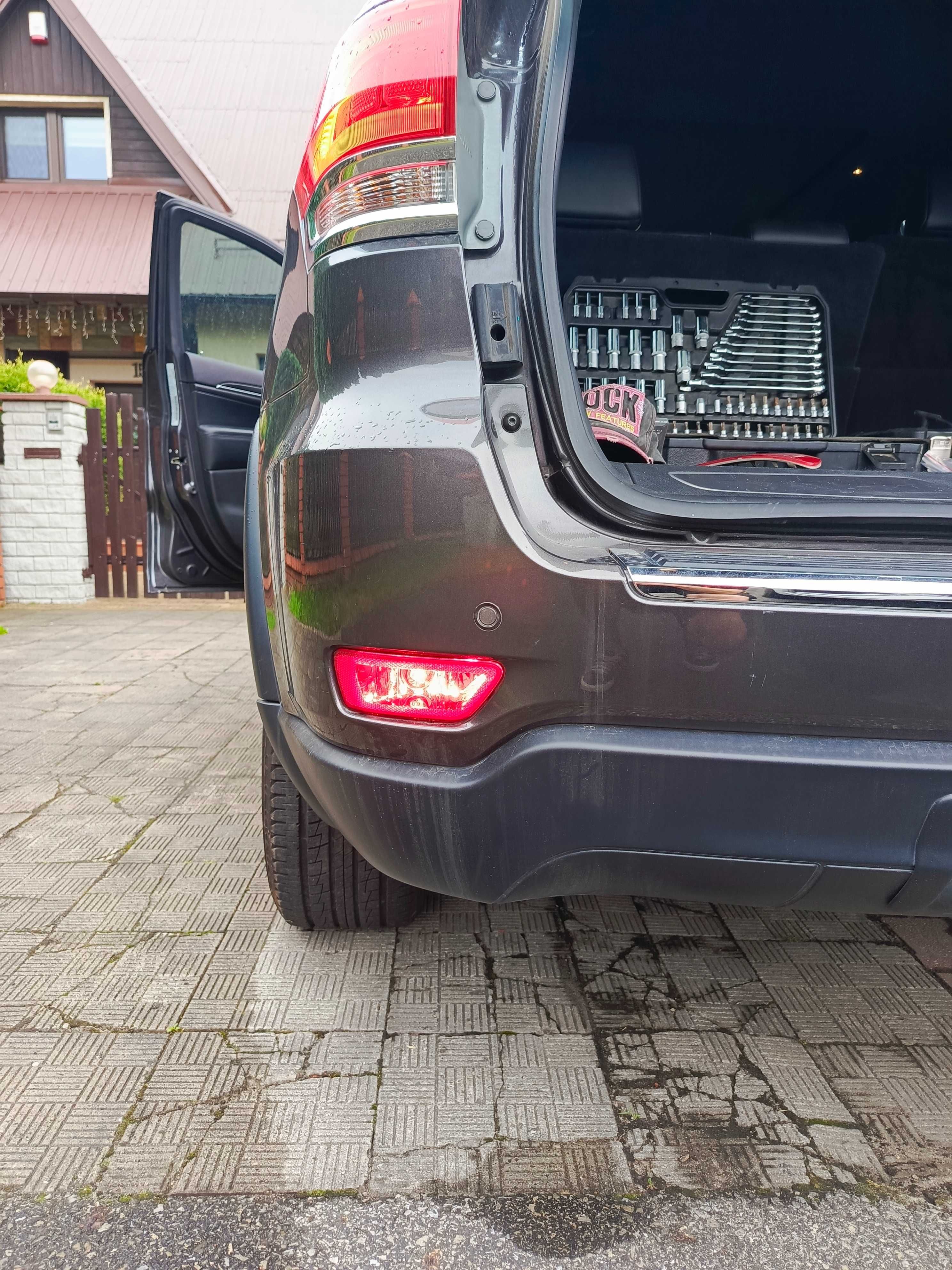 Konwersja z USA na EU Jeep Grand Cheroke WK2 Polski Mapy Światła Radio