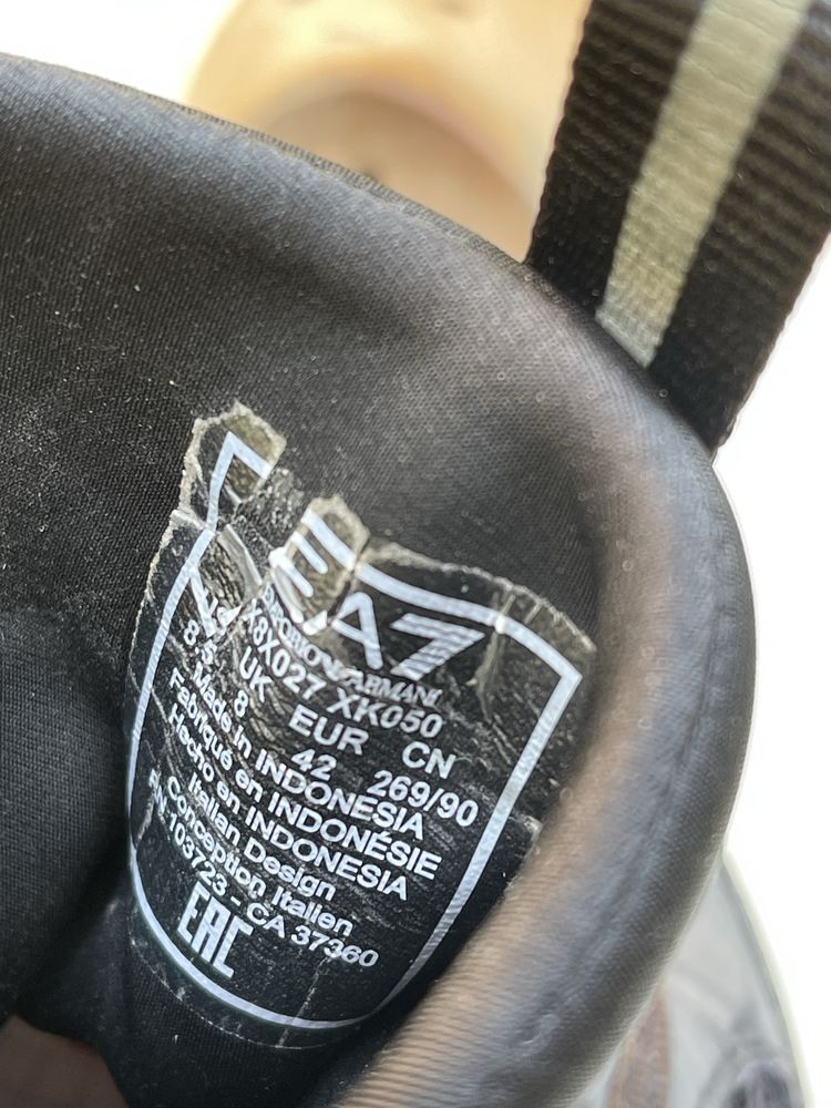 Кросівки кроссовки ARMANI 42