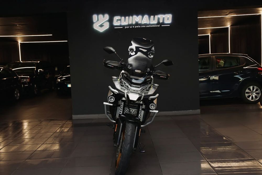 CF Moto 800MT Explore