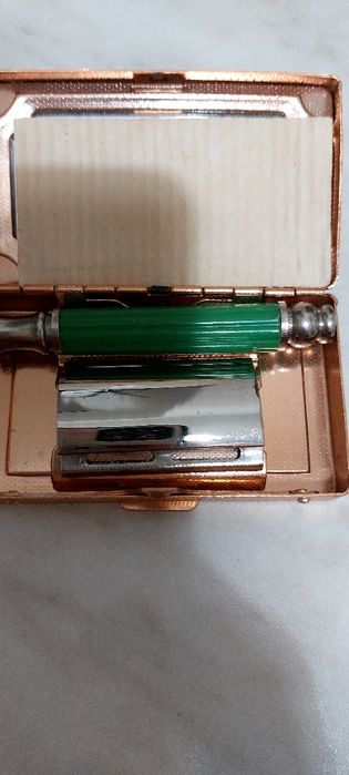 Станок бритвенный новый