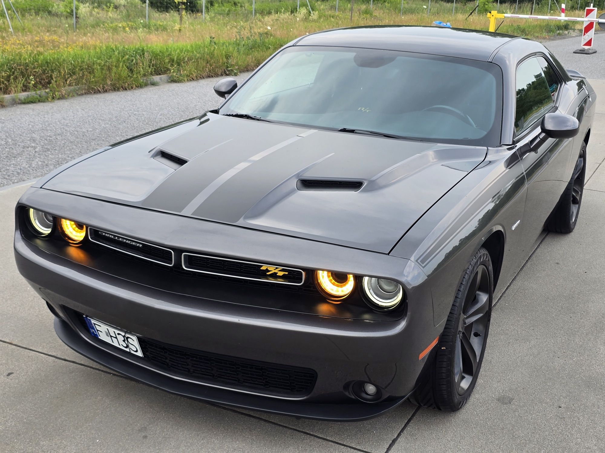 CHALLENGER 5.7 HEMI, MANUAL! SZPERA!Atrakcyjny! Piękny stan, zamiana