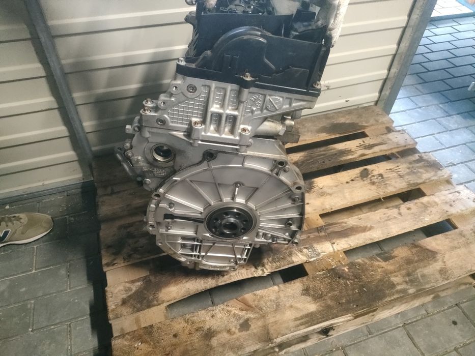 SILNIK N47 BMW F 10 525D 160kw