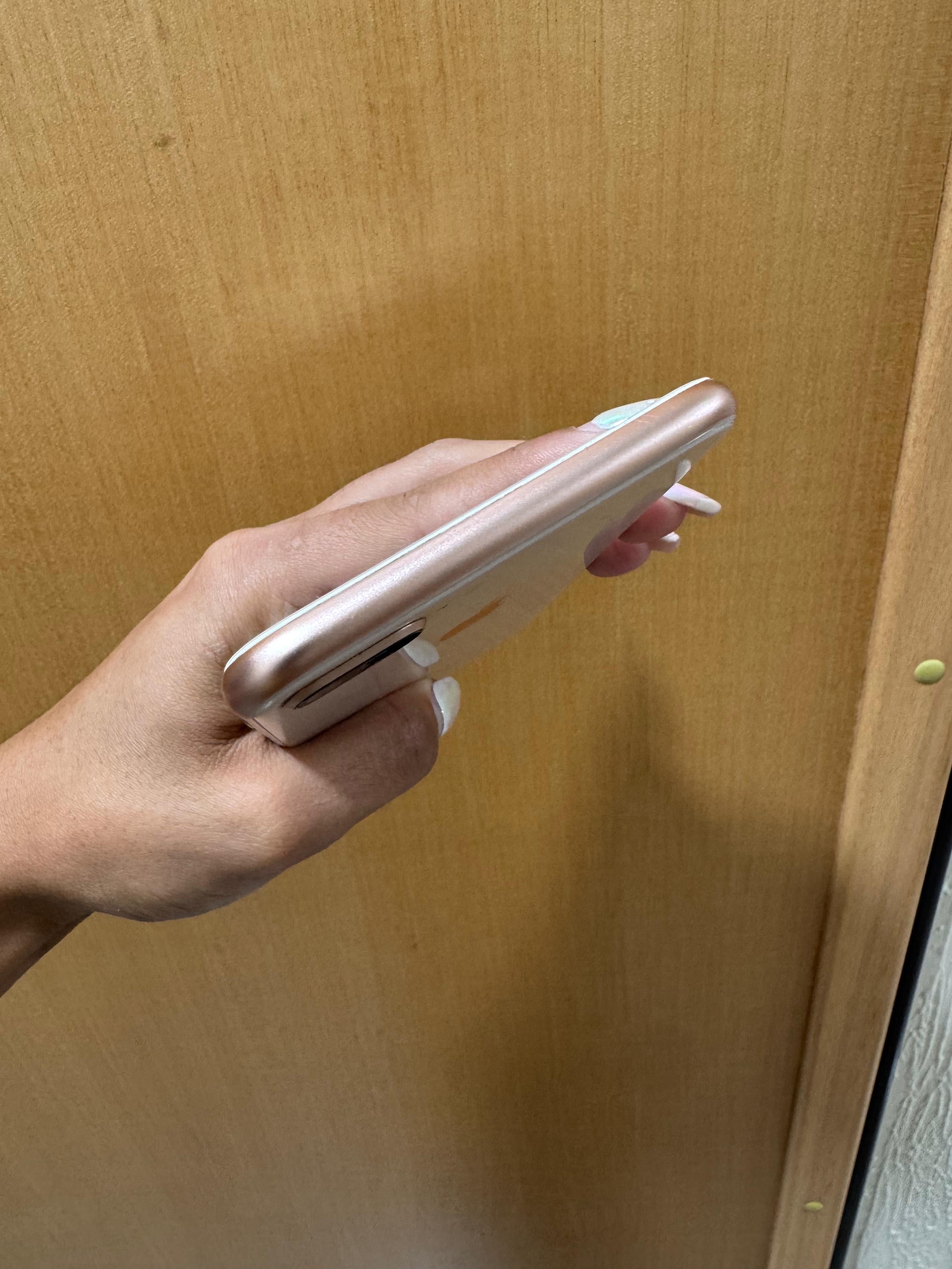 iPhone 8 Plus 64GB Rose