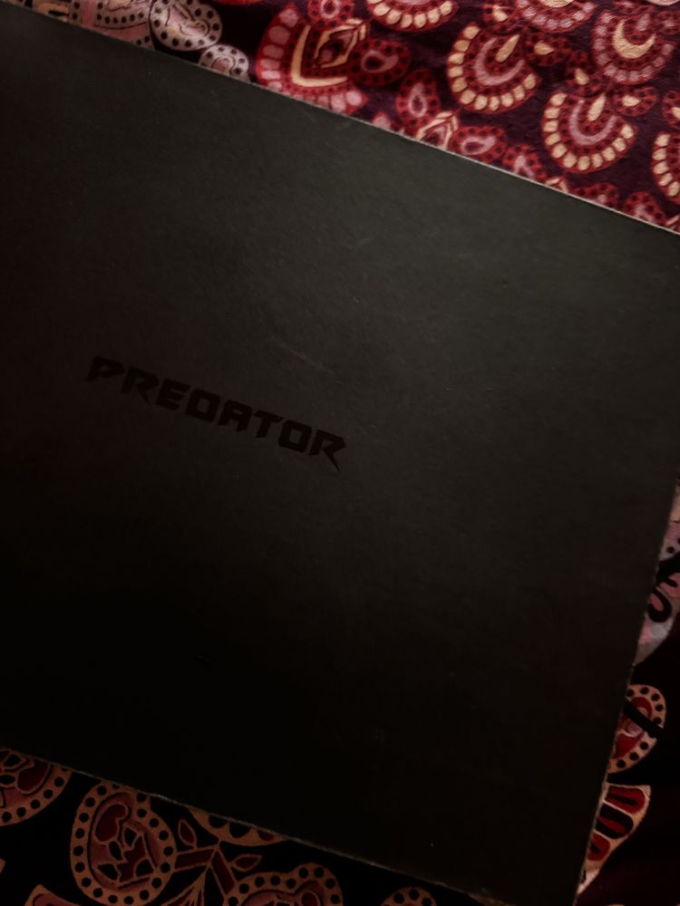 Portatil Predator triton 500 SE