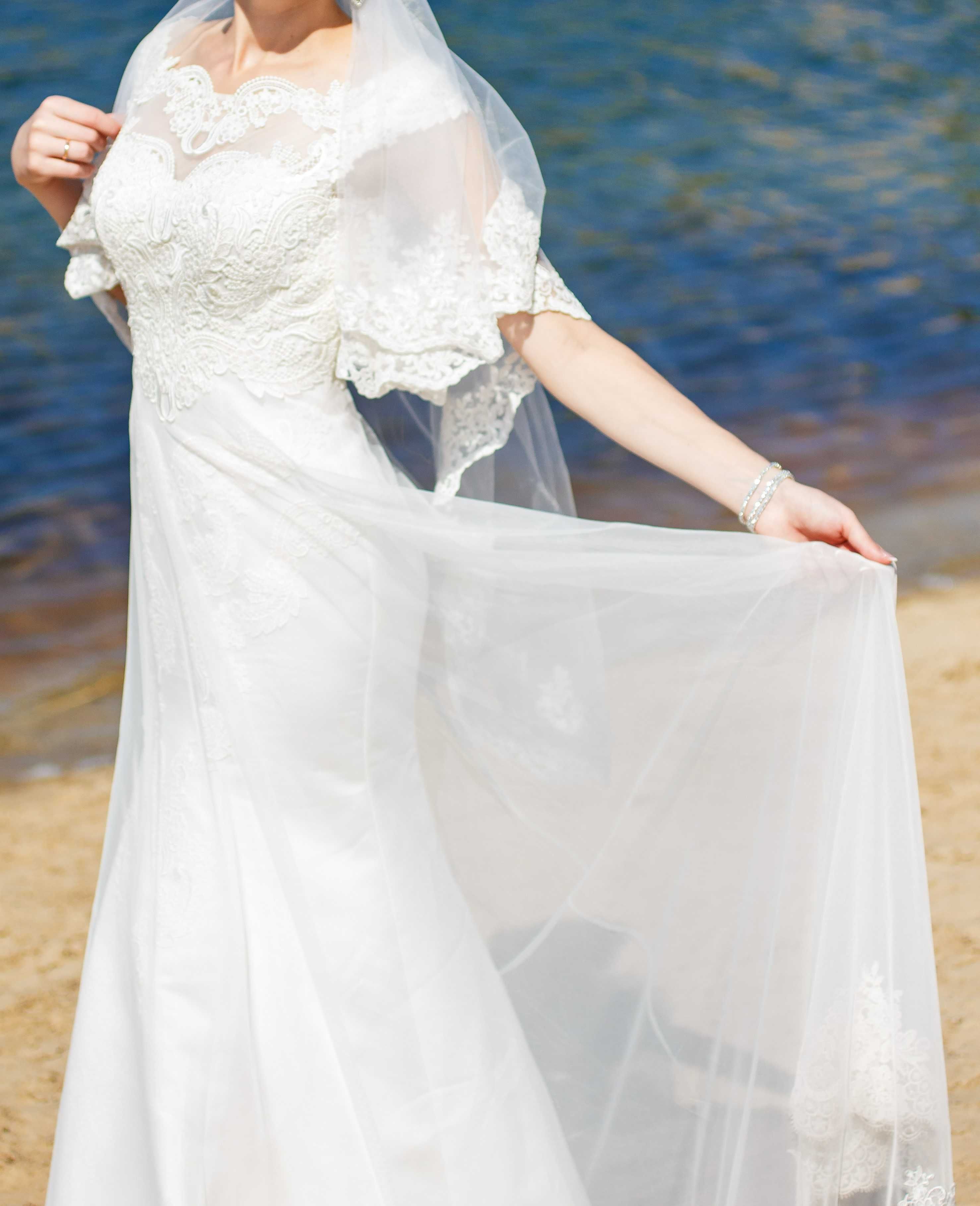 Весільна сукня айворі якісна
