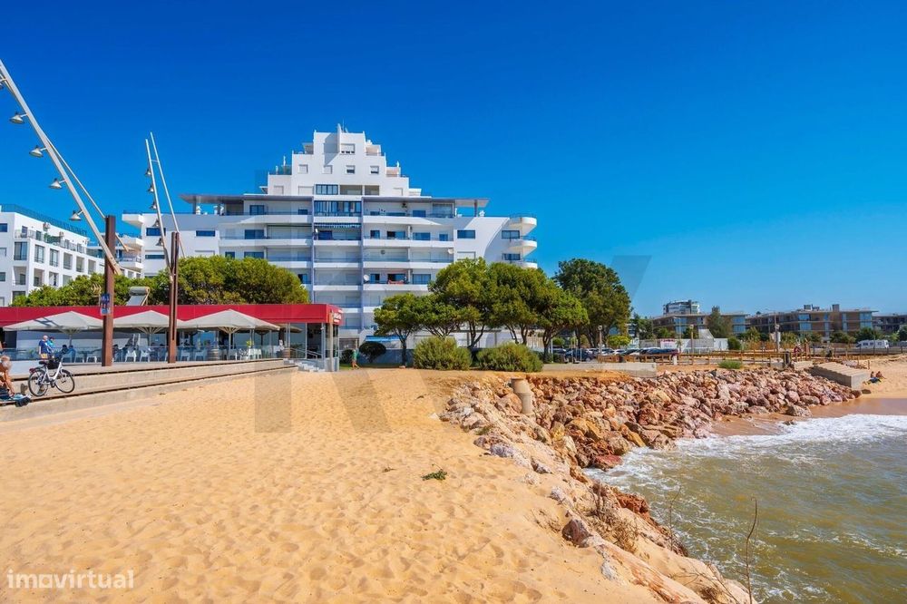 Apartamento T3 Duplex com Vista Mar – Conforto, Espaço e Localização P