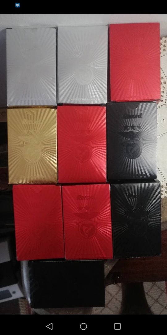 9 baralhos de cartas do Benfica