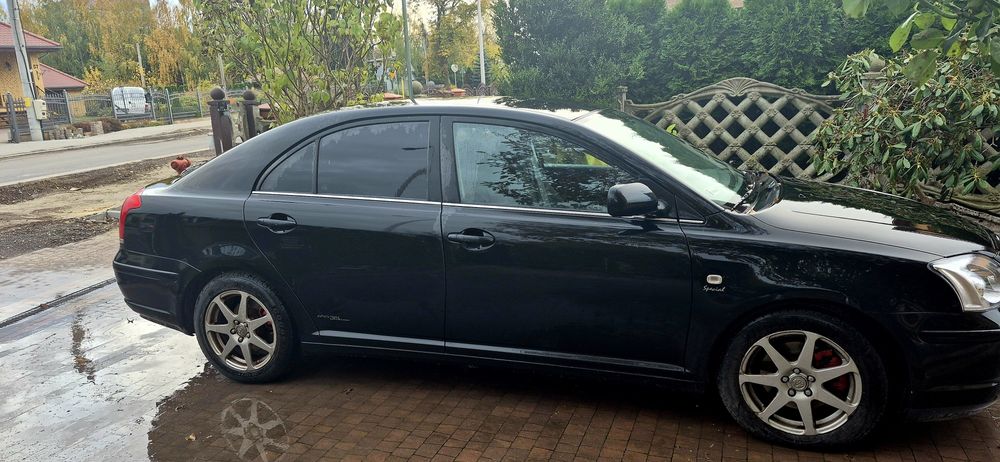 Sprzedam Toyota Avensis