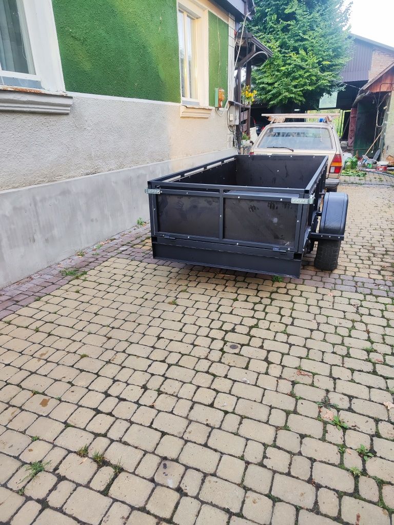 Причіп легковий або бус