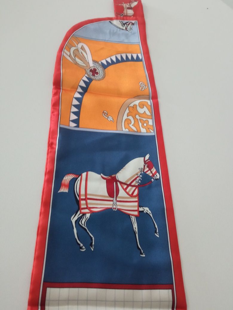 Apaszka/ krawatka/wzór Hermes