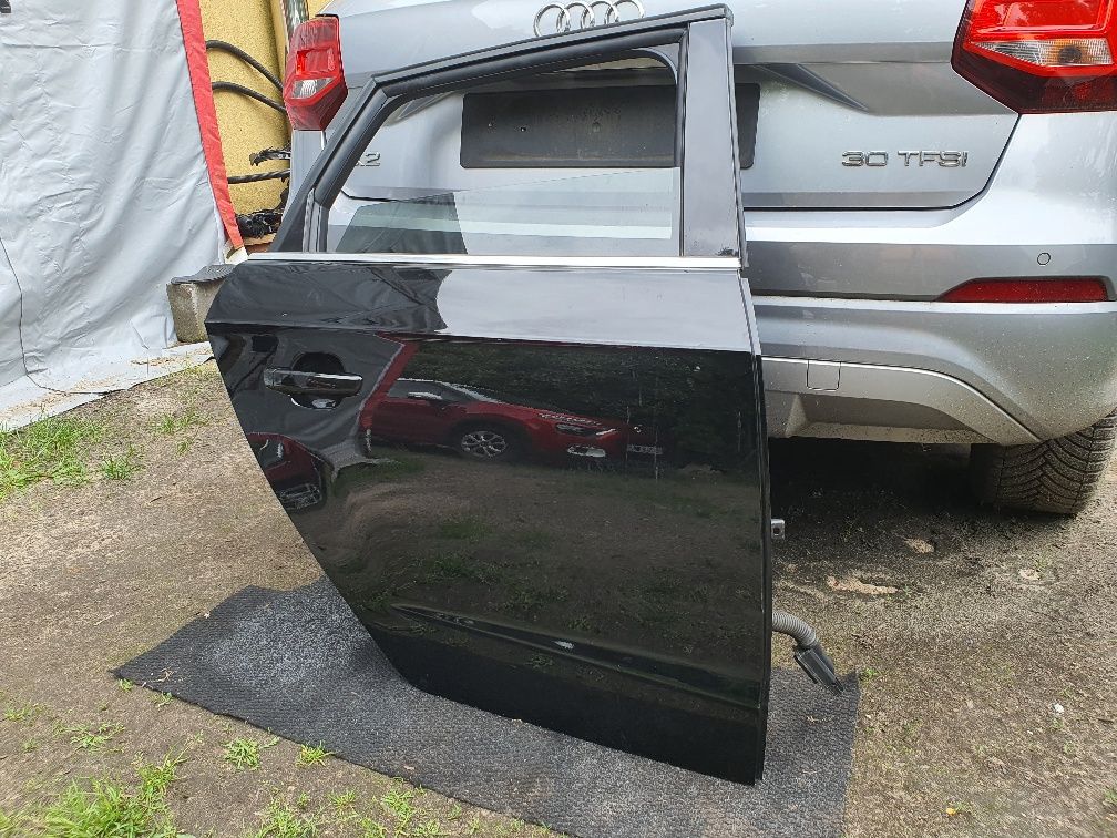 Drzwi prawe tył tylne Audi A3 RS3 8V LY9T Czarne