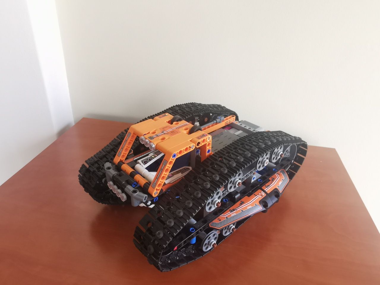 Lego 42140 App controlled transformation vehicle
