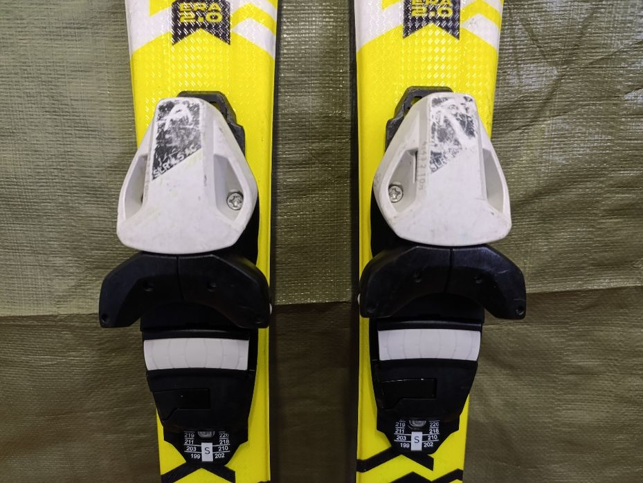 Nr 196 Narty zjazdowe dziecięce Head SuperShape team 87 cm