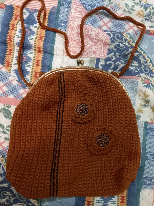 Saco em malha feito à mão