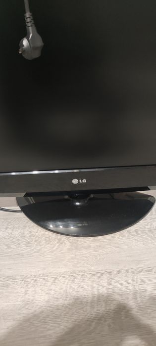 Telewizor LG na działkę