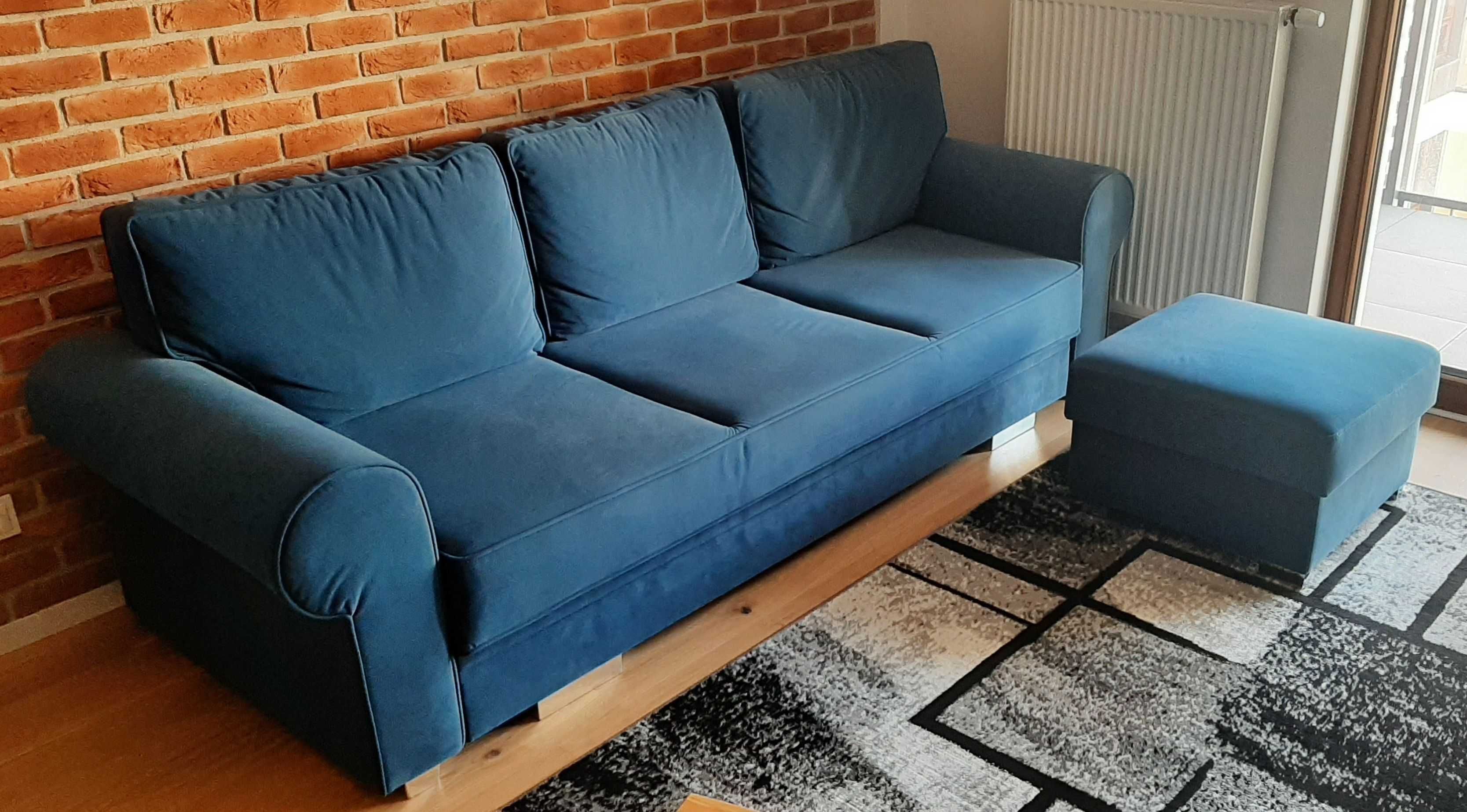 Sofa rozkładana BUKIET + Pufa London Miami Montana