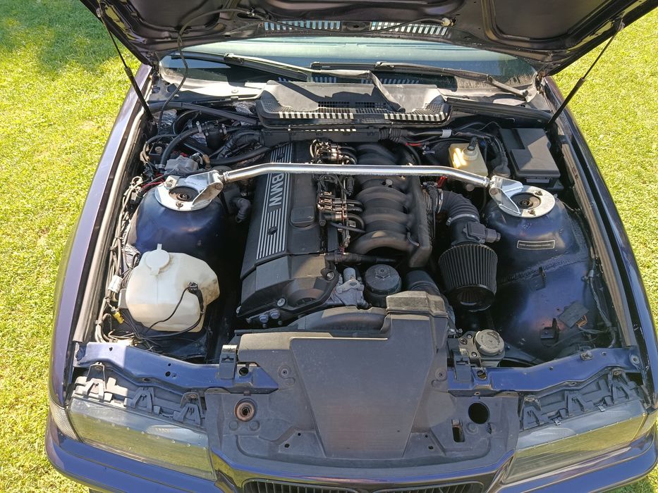 328 LPG cabrio technoviolet automat