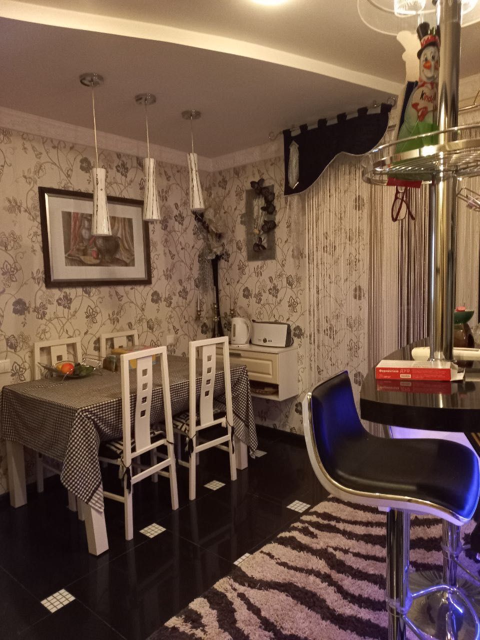 Продається котедж в Великих гаях