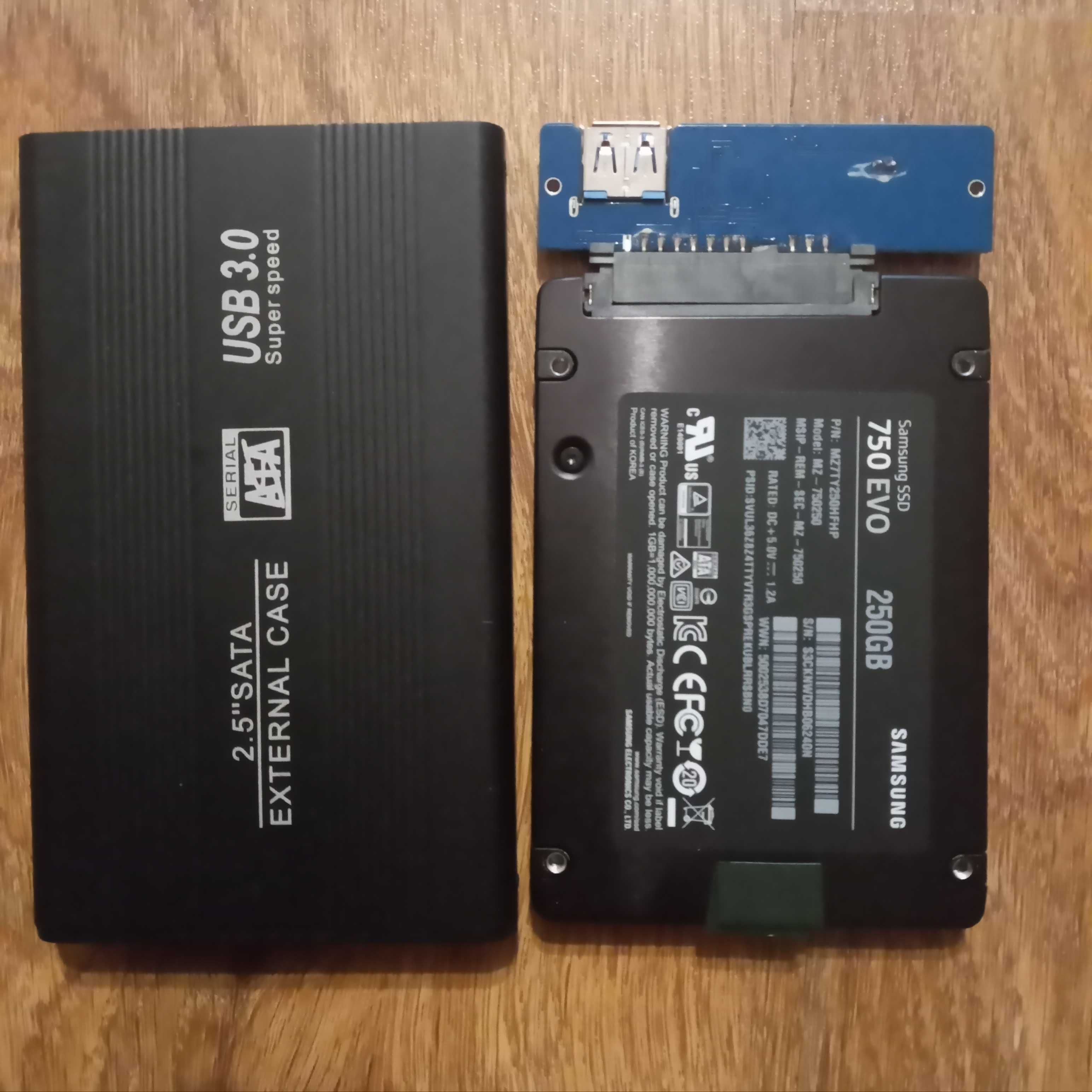Продам безпровiдну клавiатуру ,  SSD  для ПК.