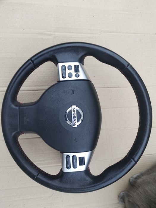 Кермо руль Nissan Note E11 шкіра