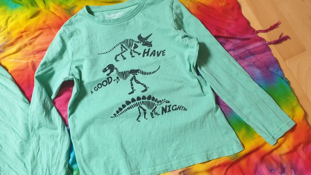 Super piżamka dla chłopca 128 cm. Bawełna dino miętowa