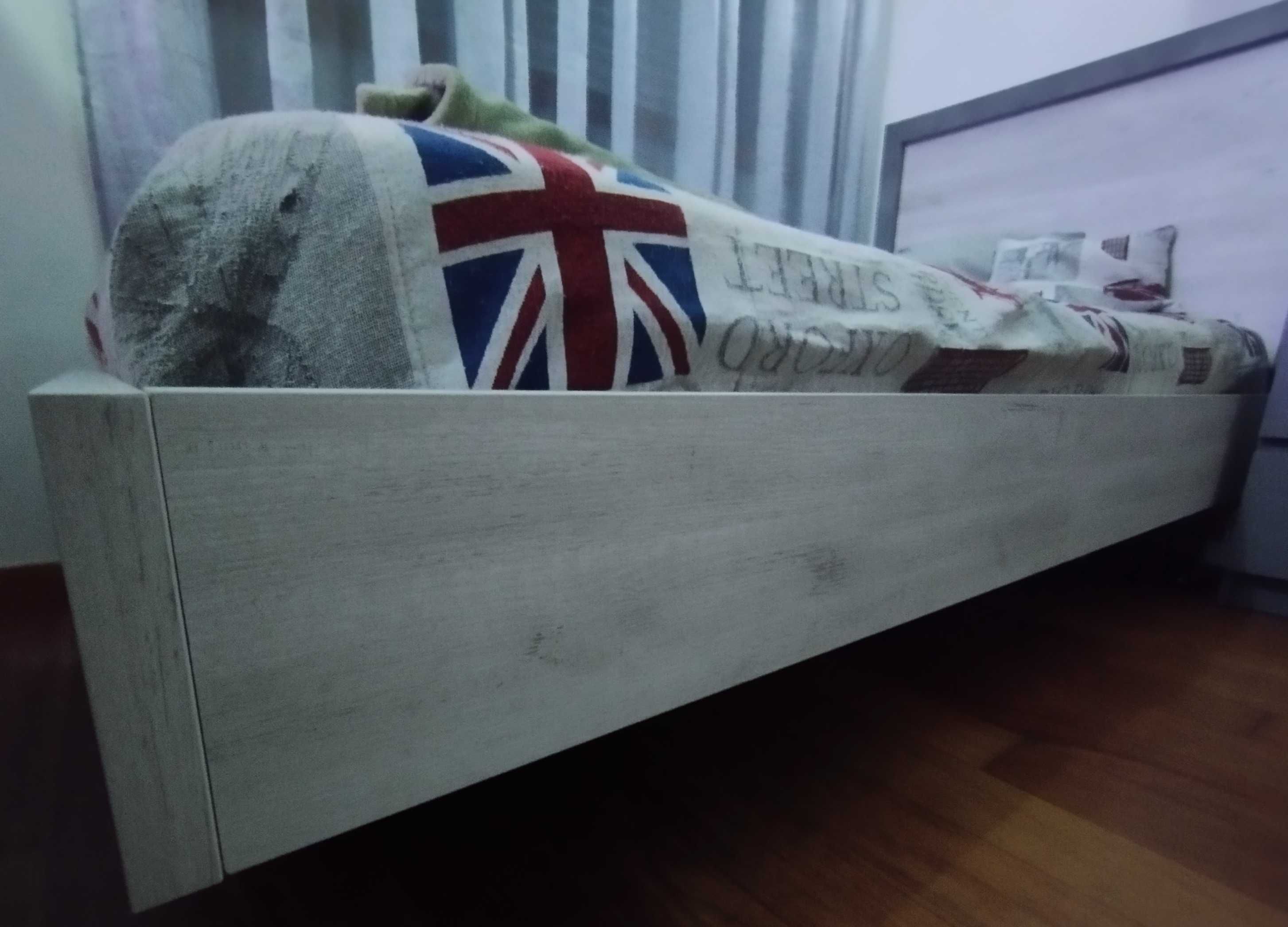 Cama de solteiro