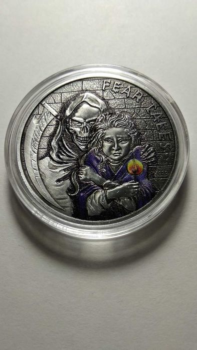 Монета "Страшні казки". 10000 Квача. Замбія. Слон. Буйвол. 2015.