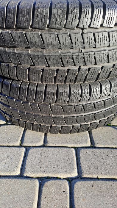 Opony 235/65 R 16 C zima bus