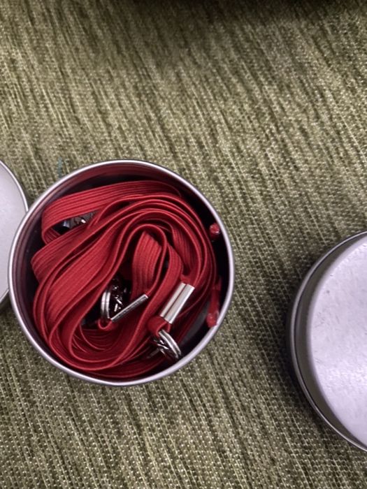 Atacadores especiais faceis de tirar e pôr